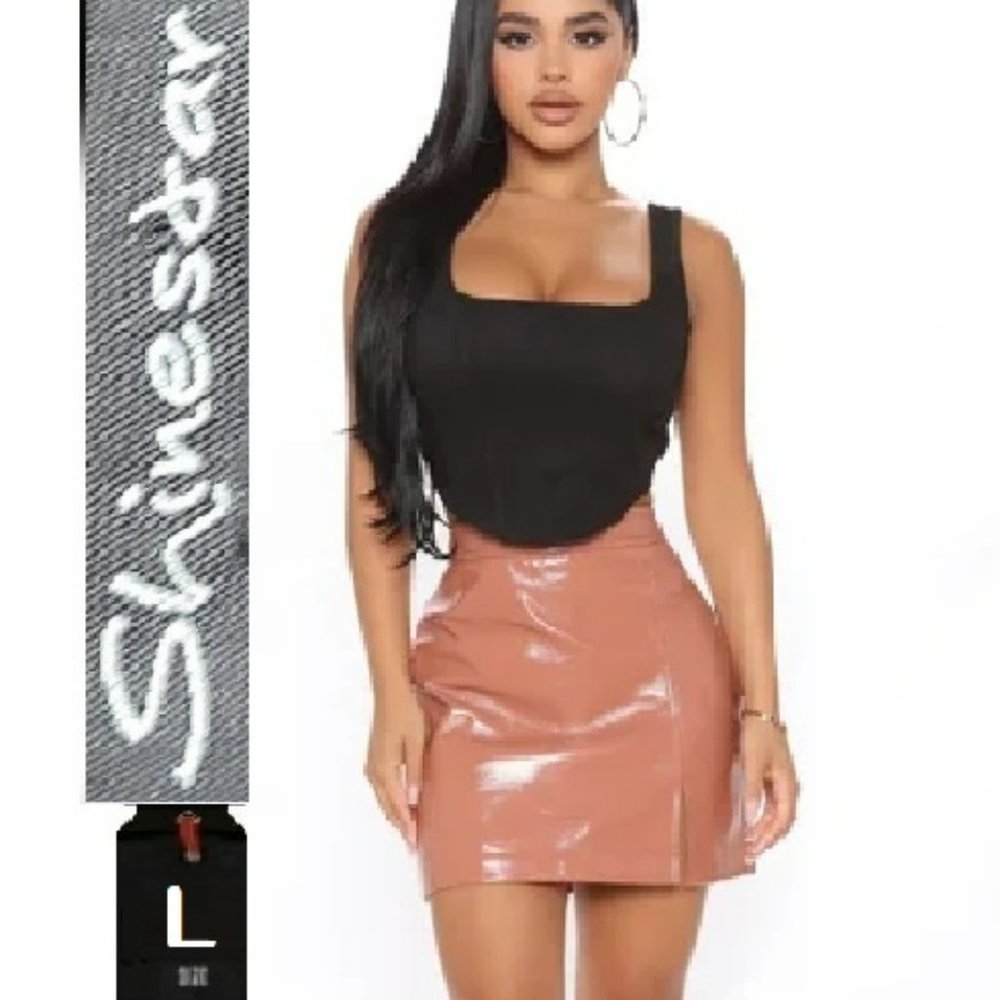 🎁 10/$25 vegan leather skirt,  pink/beige, size large